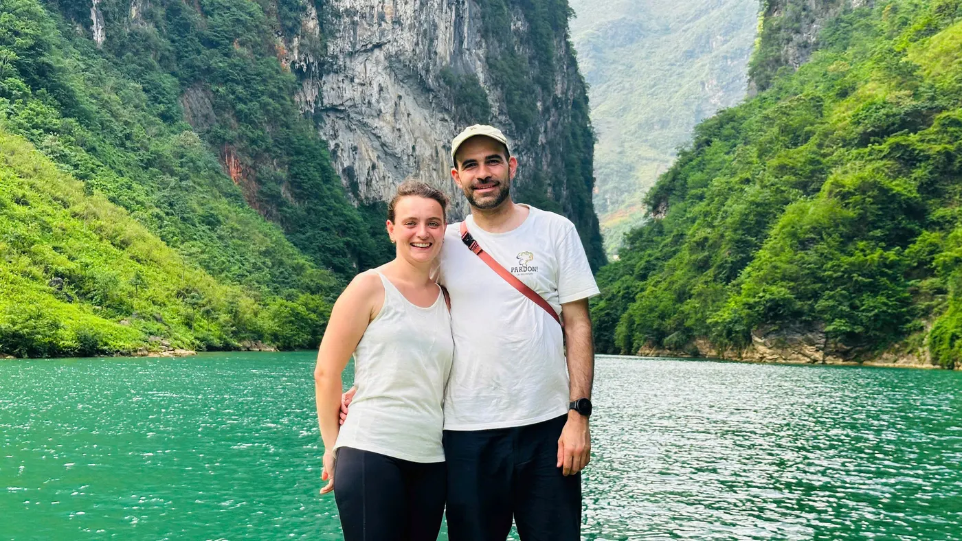 Ali Travel guests at the Nho Que River