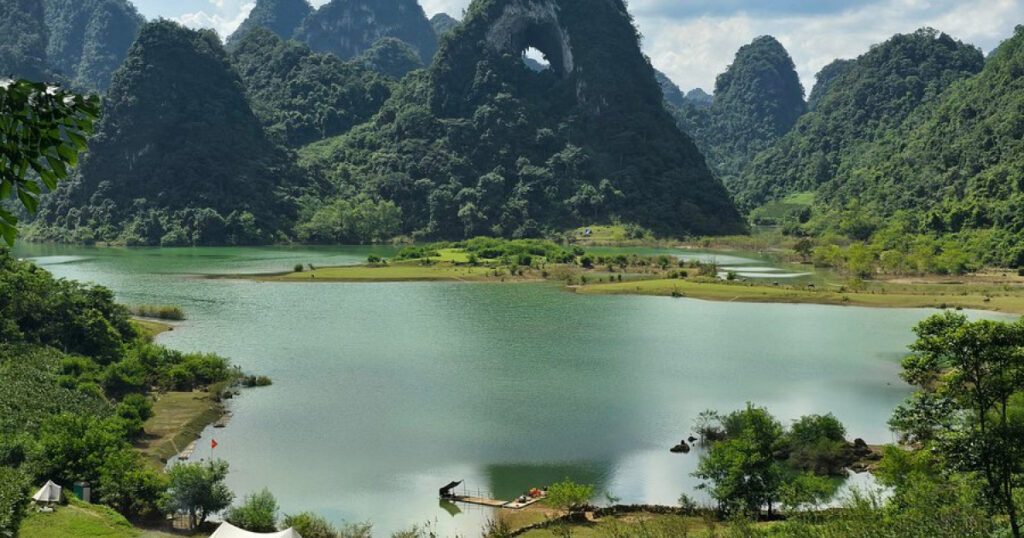 Top 10 Ha Giang Hostels for Backpackers and Budget Travelers