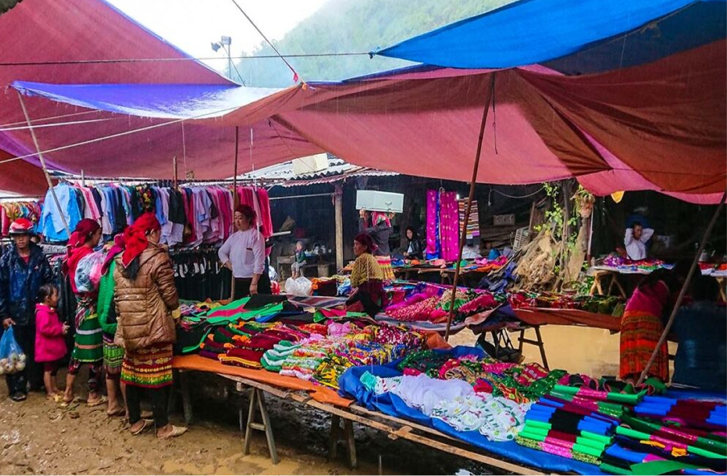 Best Time To Visit Yen Minh Market