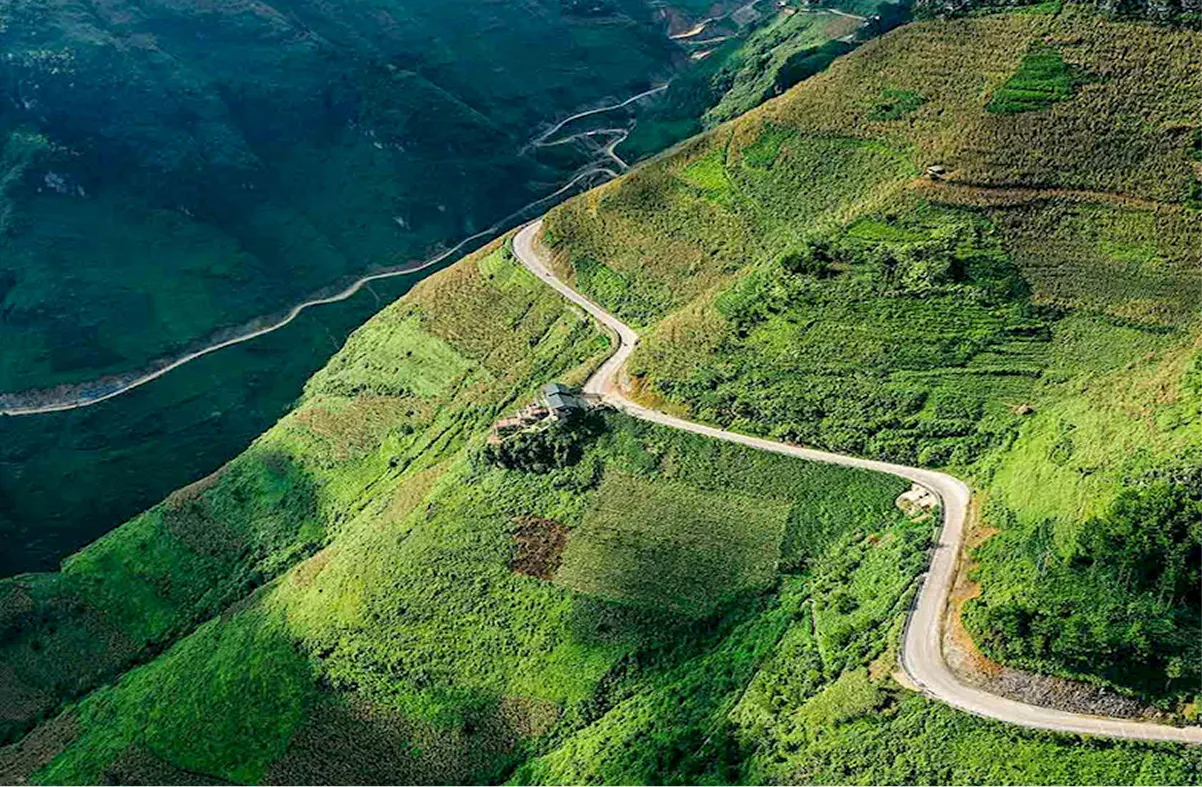 Ma Pi Leng Pass