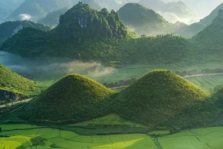 Quan Ba Heaven's Gate and the Twin Mountains in Ha Giang