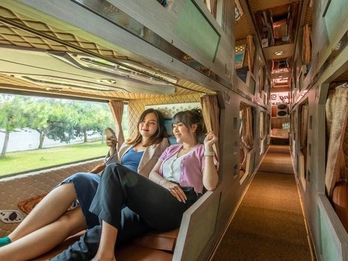 VIP cabin bus used for the Ha Giang vs Ninh Binh route
