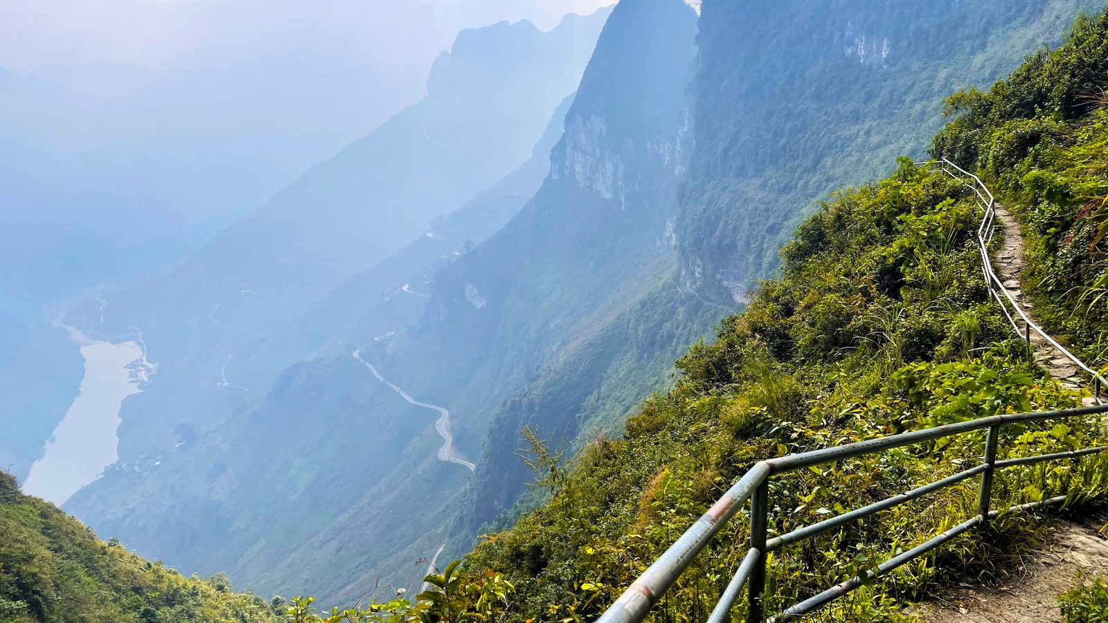 White Cliff & Sky Path