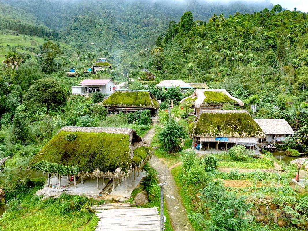 Xa Phin village moss-roof houses of the Dao people in Ha Giang
