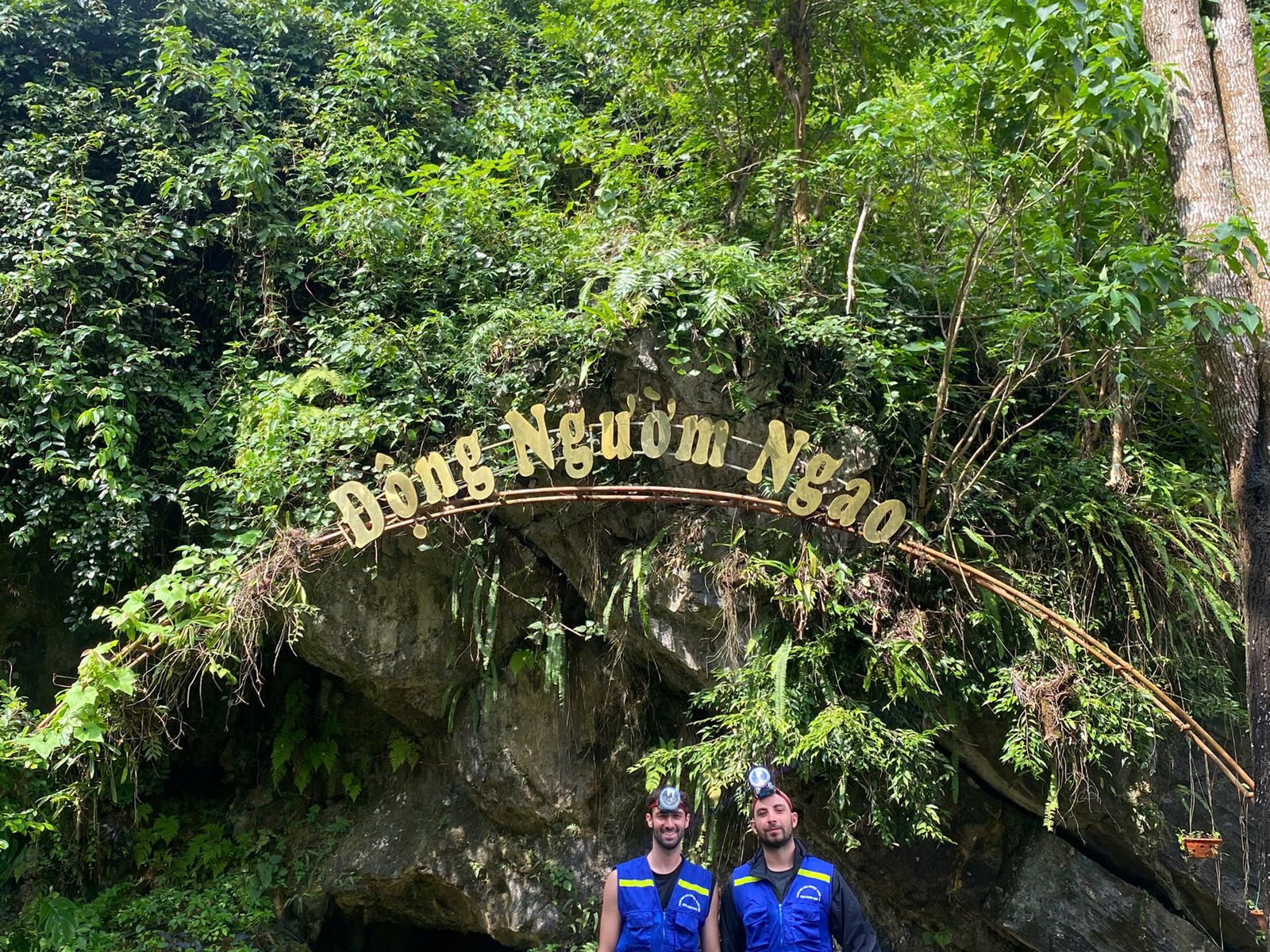 Nguom Ngao Cave entrance, Cao Bang – the dry, cool plan for a rainy day