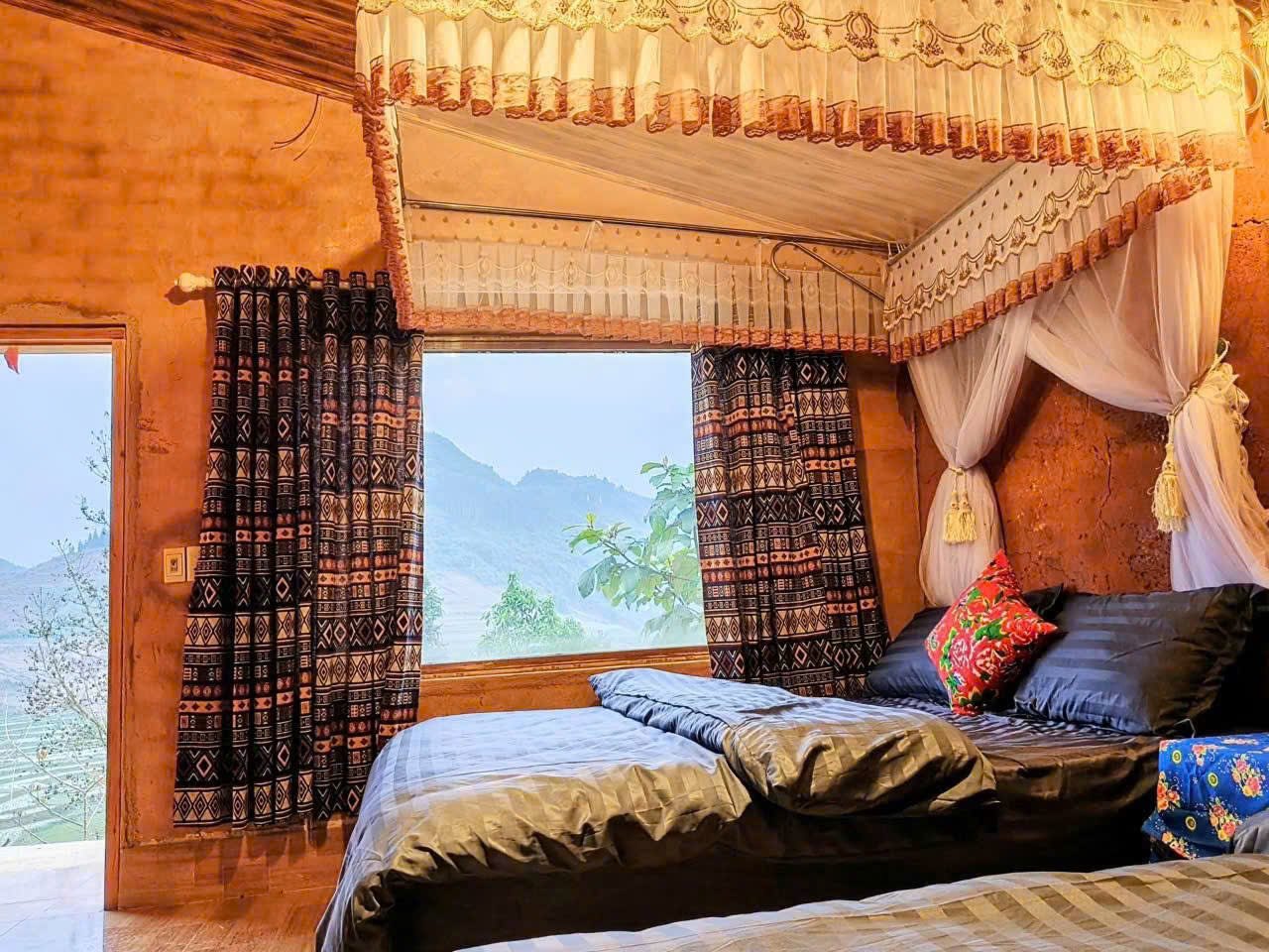 Nam Dam Village: The Dao Homestay Night Most Ha Giang Loop Riders Miss 3 Private room with Dao brocade curtains in a Nam Dam village homestay